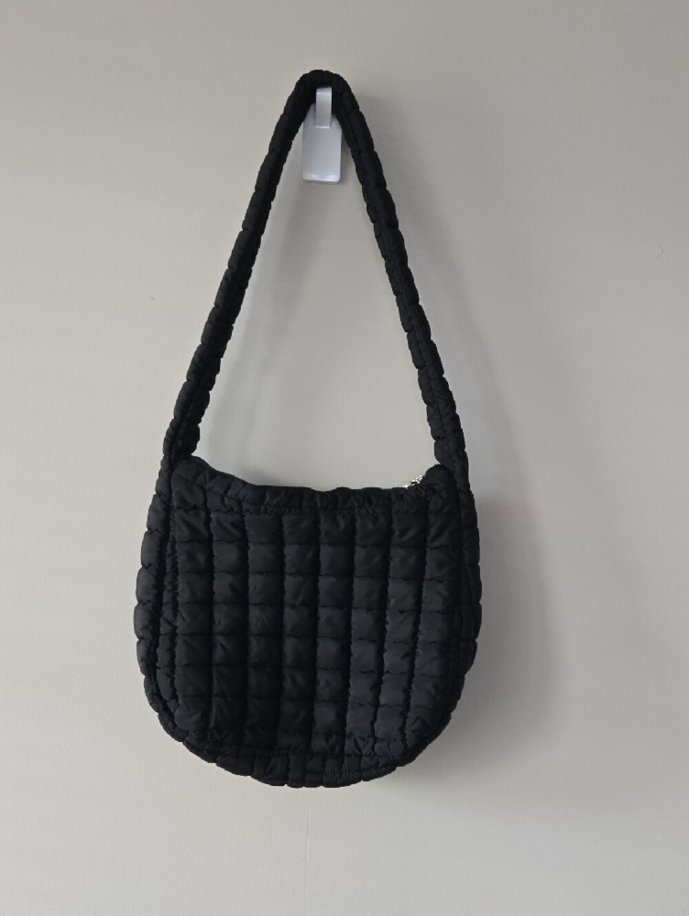 Large Puffer Quilted Crossbody Tote Bag - Picture 4 of 5
